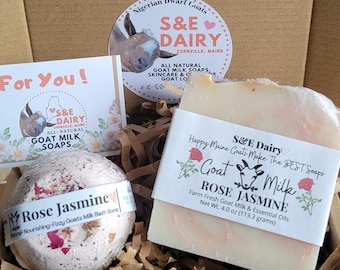 Rose Jasmine Goat Milk Bath Gift Set: Organic Soap & Bath Bomb