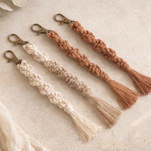 Macrame wrist keychain | 12 natural shades | Eco-friendly boho accessory