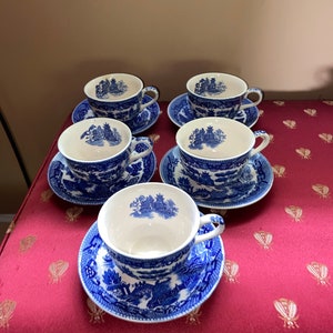 Antique blue Willow cups, and saucers set of five
