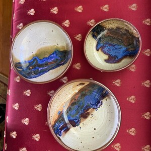 nesting art pottery Bowls, marked