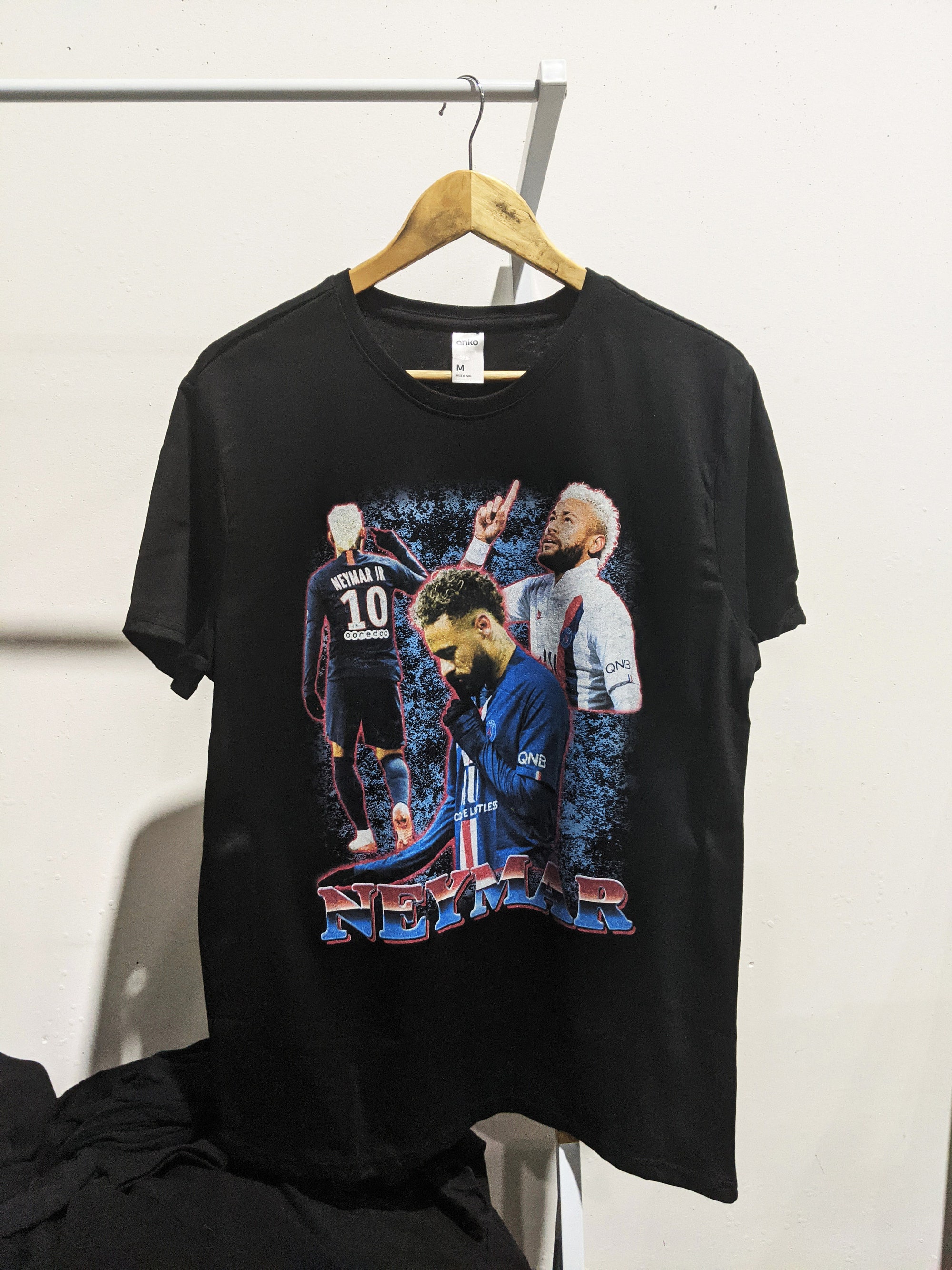 Discover Neymar Vintage Style T-Shirt!