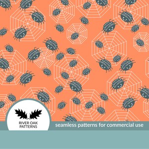 Könnte beinhalten: Ein nahtloses Muster mit schwarzen und weißen Cartoon-Spinnen auf einem leuchtend orangen Hintergrund. Die Spinnen befinden sich in verschiedenen Positionen auf weißen Spinnennetzen. Das Muster ist perfekt für Halloween oder gruselige Projekte.