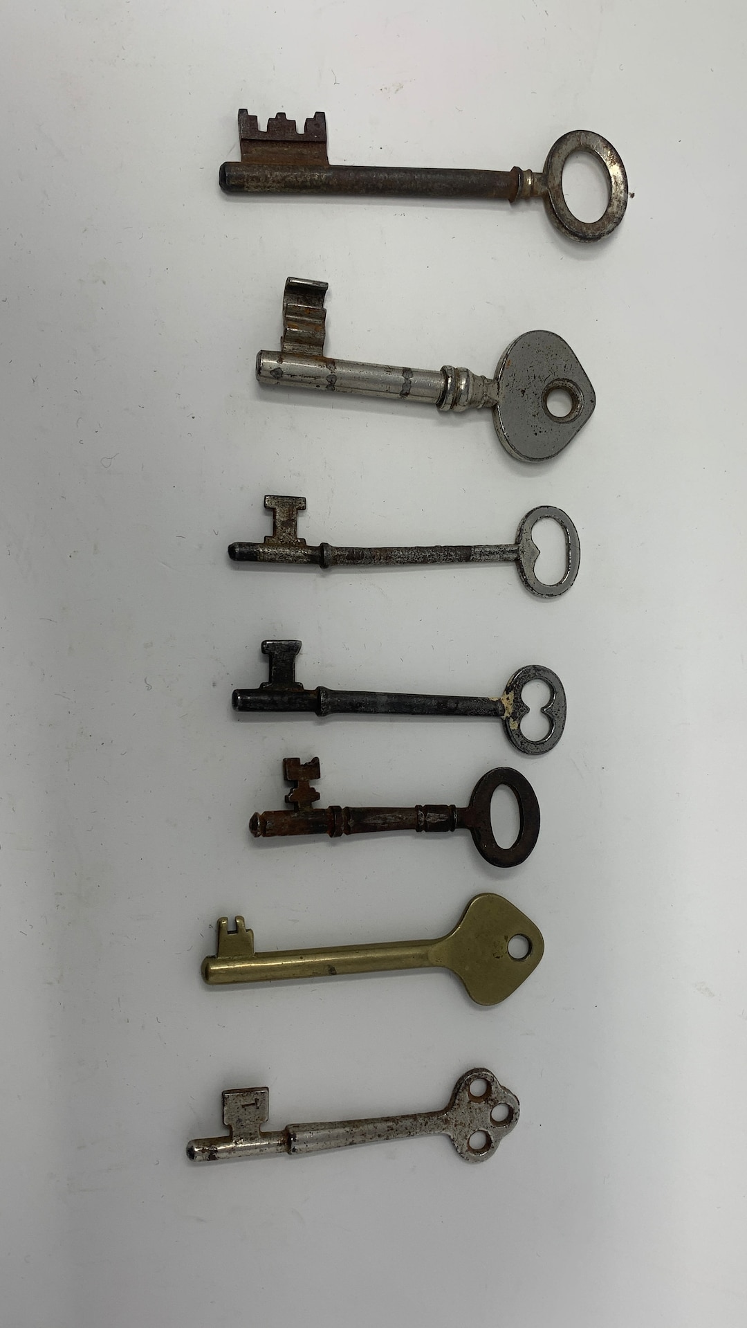 Set of 7 Antique Door Keys Etsy
