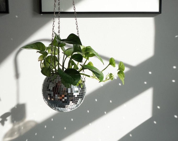 SCANDINORDICA Disco Ball Planter 6" Silver | Disco Planter with Chain, Macrame Hanger, Acrylic Stand, Insert Pot and Gift Box - 6 inch