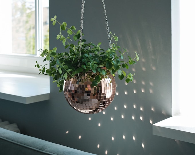 SCANDINORDICA Disco Ball Planter 8" Rose Gold – Disco Planter with Chain, Macrame Hanger, Acrylic Stand, Insert Pot and Gift Box - 8 inch