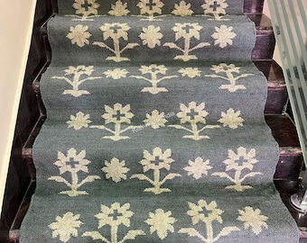 Handwoven Wool & Jute Runner Rug: Kilim Tribal Design