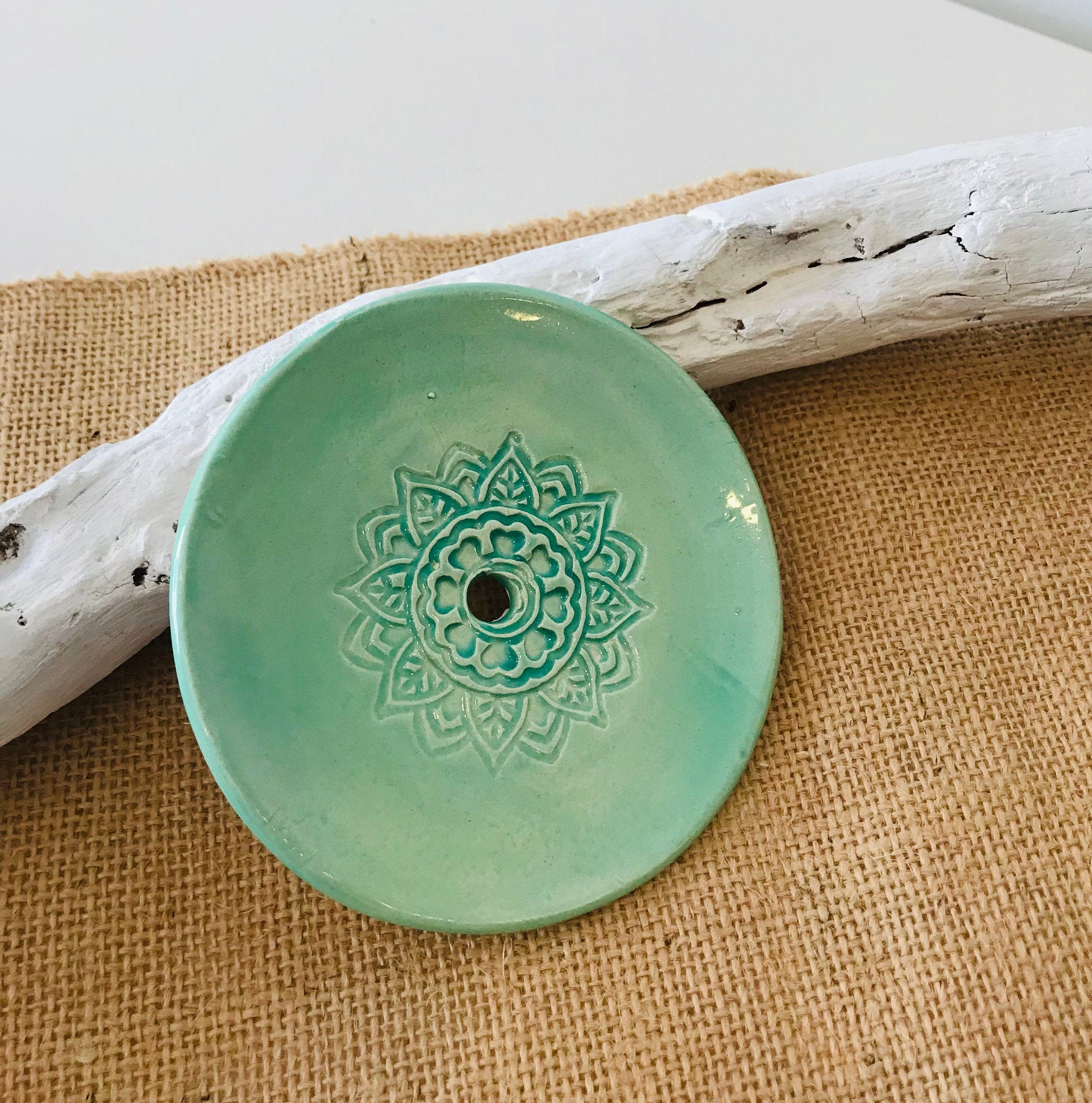 Porte Savon Artisanal en Céramique Vert d'eau