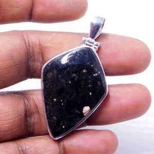 Nuummit Pendant, high Grade, Kite Shape Peandt, Greenland Nuummite Pendant, gemstone Peandant, Protection,black Nuummite gemstone Pendan