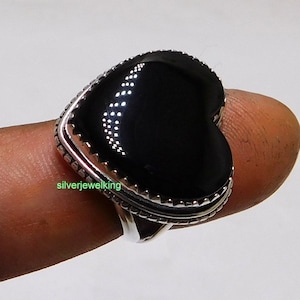 Heart Black Ring,Sterling Silver Ring,black gemstone jewelryGenuine Onyx Gemstone,Everyday Ring,Modern Ring-December Birthstone-Promise Ring