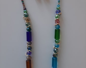 Parure collier et boucles d'oreilles multicolores