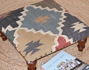 Handmade Kilim Footstool 18x18x8, Vintage Kilim Rug Ottoman, Square Kilim Pouf, Boho Small Footstool, Kilim Upholstered Bench, Home Decor