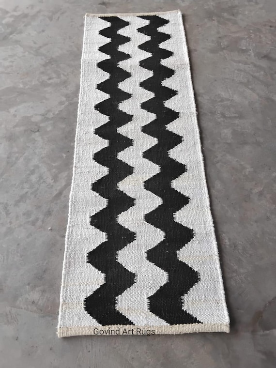 Handknotted Black\White Hemp Runner, Handwoven Hallway Kitchen Jute Runner Rug, Jute Stair Runner, Boho Area Runner, Custom Size Runner