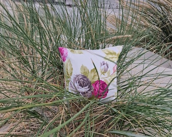 Mediterranean Floral Cushion Cover: Handmade Cotton Blend Pillow (50/70 cm or 30/30 cm)