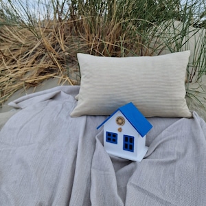 Charming Beach Hut handmade