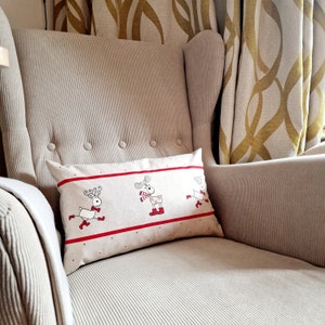 Festive Reindeer Cushion Cover | 100% Cotton Rectangular Pillow with Christmas Theme | Natural Fabric for Cosy Comfort