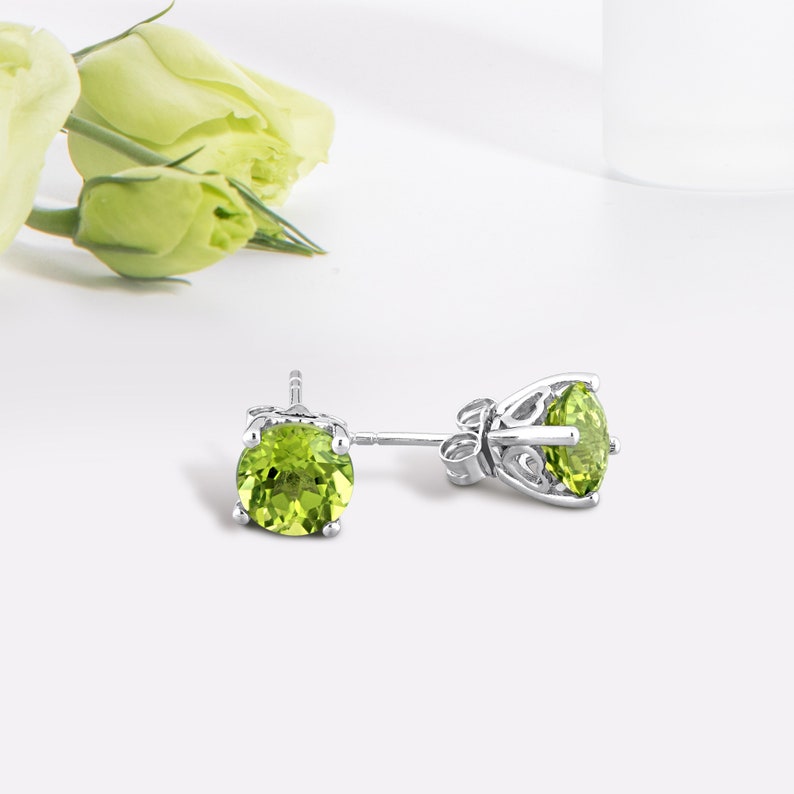 Peridot Stud Earrings Sterling Silver August Birthstone Studs Genuine Gemstone Jewelry For women Heart Detail Green Natural image 1