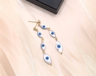 Nácar Evil Eye Huggie Pendientes, Pendientes Oval Evil Eye Pearl Stud, Pendientes Pearl Evil Eye Dangle, Pendientes blancos de nácar, Pendientes blancos de nácar,