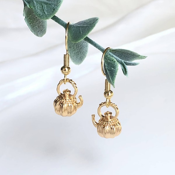 Vintage Tiny Teapot Charm Earrings, 18K Gold Plated 3D Tea Kettle Earring, Teapot Dangle Earrings, Tea Party Earrings, Unique Gift For Her
