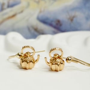 18K Gold Plated Vintage Tiny Teapot Charm Earrings, 3D Tea Kettle Earring, Teapot Dangle Earring, Tea Party Earrings, Unique Gift for Her 15