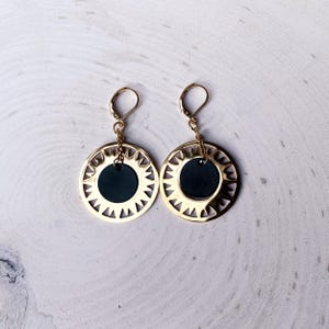 Solförmörkelseörhängen Guld & Svarta Rostfria Stål Dingla Swingörhängen Kosmiska Himmelska Solen Älskare Smycken Boho Goth och Häxig Stil