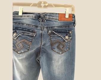 Hydraulic Y2k Emma Micro Boot Jeans 3/4 Medium Wash Blue Flap Pocket Stretch