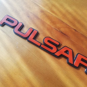 Sunny / Pulsar - 2.0 Rear Reproduction Emblem (fits N14 GTIR) - 3D Badge