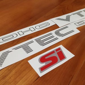 Side Rear emblem Si Dohc Vtec - Fits Civic 99-00 - Resin Vinyl Aftermarket Sticker