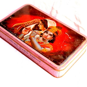 Rare vintage advertising tin box | sign tin box | advertising box | vintage tin box | Indian old advertising collectible | collectible