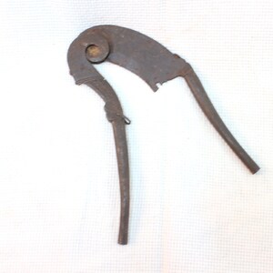 vintage antique betel nut cutter| brass iron betel nut cutter | vintage brass betel nut cutter | handcrafted Indian | collectible