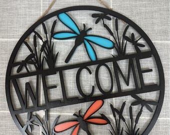 Accroche-porte de bienvenue personnalisé libellule : décoration de ressort en bois de bouleau