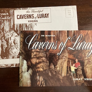 Caverns of Luray Souvenirheftchen mit unbeschriftetem Briefumschlag. 1956