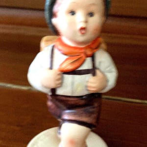 Vintage Hummel Figurine “School Boy 86 2/0
