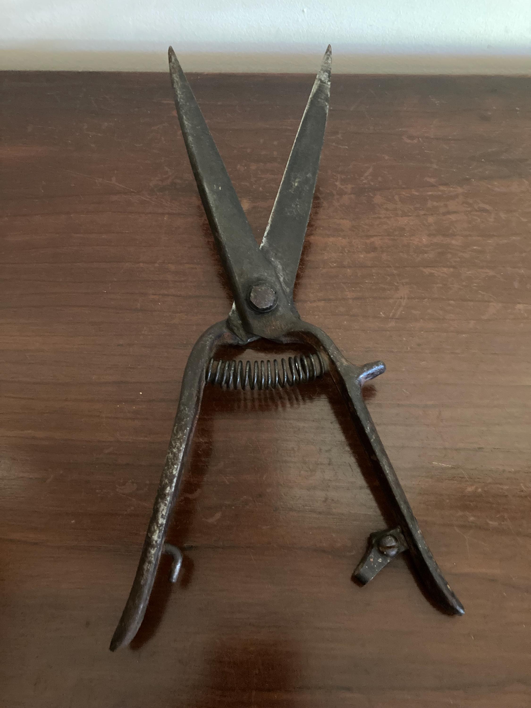 Reserved for Ron, Weiss Garden Shears #5600, Vintage Garden Tool, Forged  Steel, Still Sharp! - Etsy