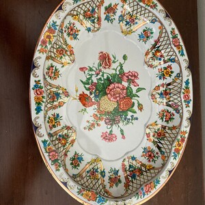 Daher Decorated Metalware, Oval Scalloped Bowl