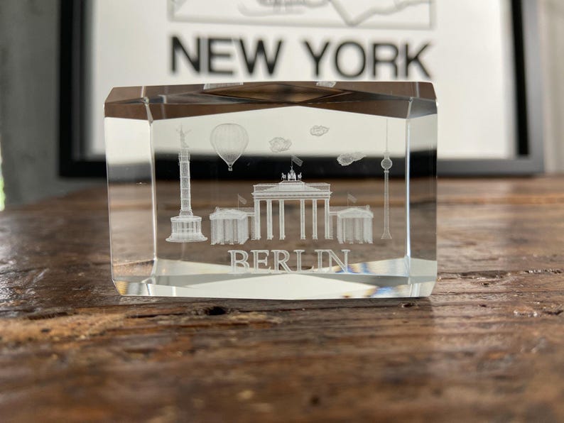 Berlin Souvenirs, Berlin 3D Glass Souvenir With Engraving, Paperweight