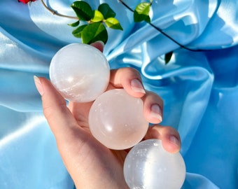 Esfera de mástil satinado / Espato satinado / Esfera de selenita / Globo de selenita / Selenita natural / Selenita pulida / Selenita de alta calidad /