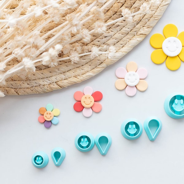 Polymer Clay Cutter, Happy Face Flower Cutter, 3D Printed Clay Cutter, Embossing Clay Cutter, Clay Cutter: Happy Face Flower 3 Sizes