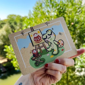 Print format carte postale : Froky & Daruky (frog and daruma)