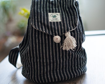 EMBROIDERED INDIAN BACKPACK - Vintage Leather Rucksack  display picture 1