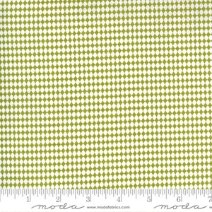 Yardas de tela Spring Chicken / Precio por media yarda / Por Sweetwater para Moda Fabrics / Tela de licuadora de picnic verde / Artículo #55524 23