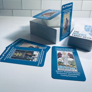 Novice Tarot Deck (VORBESTELLUNG), 76 Karten, Tarotkarten, Tarotdecks, Orakelkarten, Orakeldecks, Manifestation Alchemy Co, Manifestation