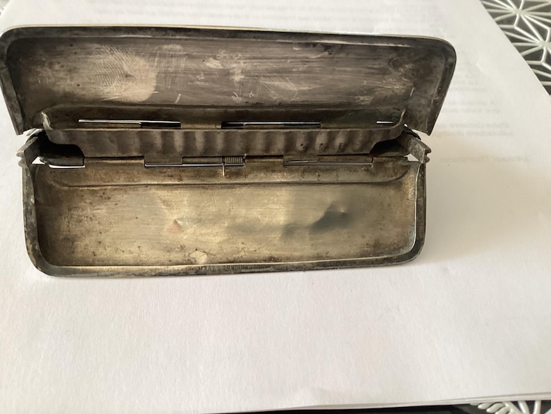 1920s Engine turned button automatic flip top cigarette case image 6