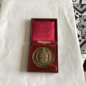 Antique bronze French 1937 science medal