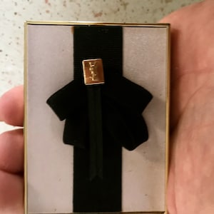 YSL item YSL make up compact  Yves Saint Laurent accessories