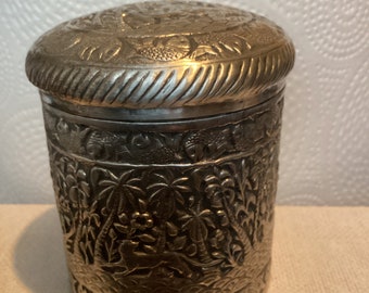 Indian silver lidded canister jungle  and river design Tea caddy Kutch tea canYogya jar