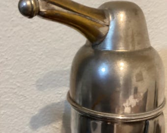 Art deco penguin Napier cocktail shaker
