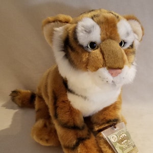 Classic Webkinz Signature Endangered Bengal Tiger NWT WKSE3002