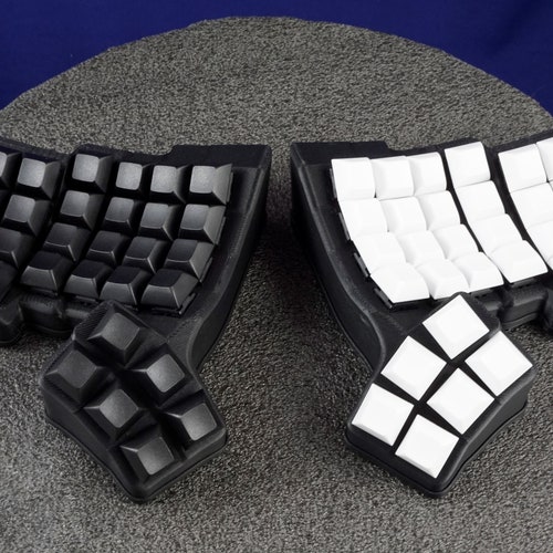 Bluetooth Dactyl - hotswap - Charcoal Black - Ready to ship