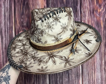 Taupe Teardrop Flat Brim: Size Md, Freehand Floral Design