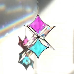 Dichroic Glass 3D Star Dichroic Stained Glass Spinner Unique Stained Glass Sculpture Color-Shifting Beveled Glass Art Ready to Hang